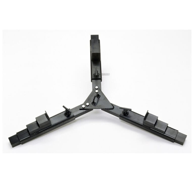 Display of 6411 Tractor tire stand